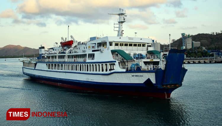 KMP Trimas Laila Layani Rute Banyuwangi-Lombok dengan Penuh Kenyamanan