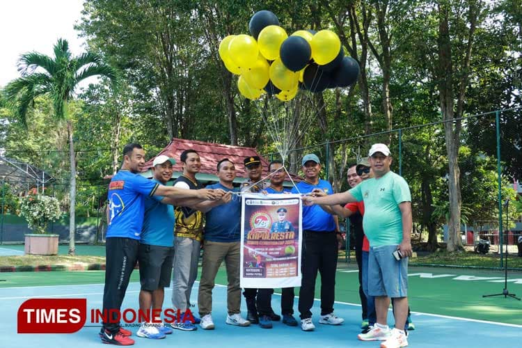 Tennis Exhibition Cup 2024, Cara Kapolresta Banyuwangi Perkuat Sinergitas Forkopimda