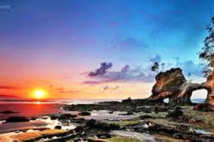 4 Desa Wisata di Sumba Timur dengan Keindahan Alam dan Budaya yang Memukau