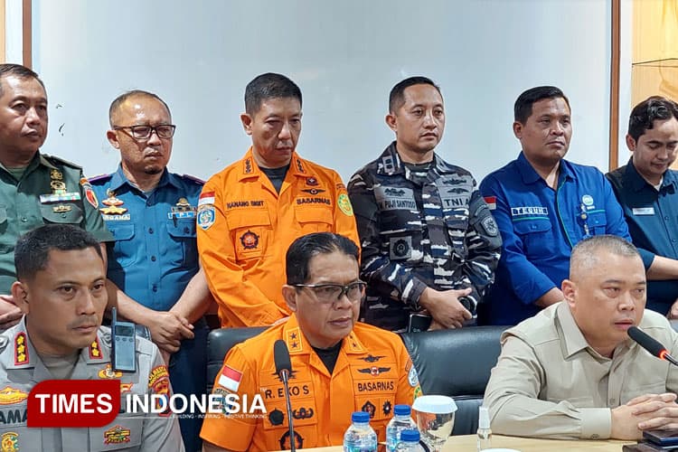 Tim SAR Gabungan Perbesar Operasi Pencarian Korban KMP Tunu Pratama Jaya