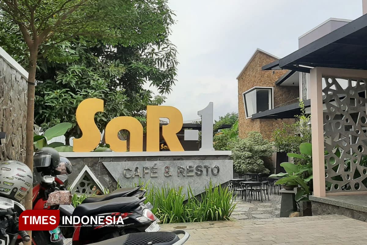 Nongkrong Estetik Sekaligus Produktif di Sar-1 Cafe & Resto Rembang