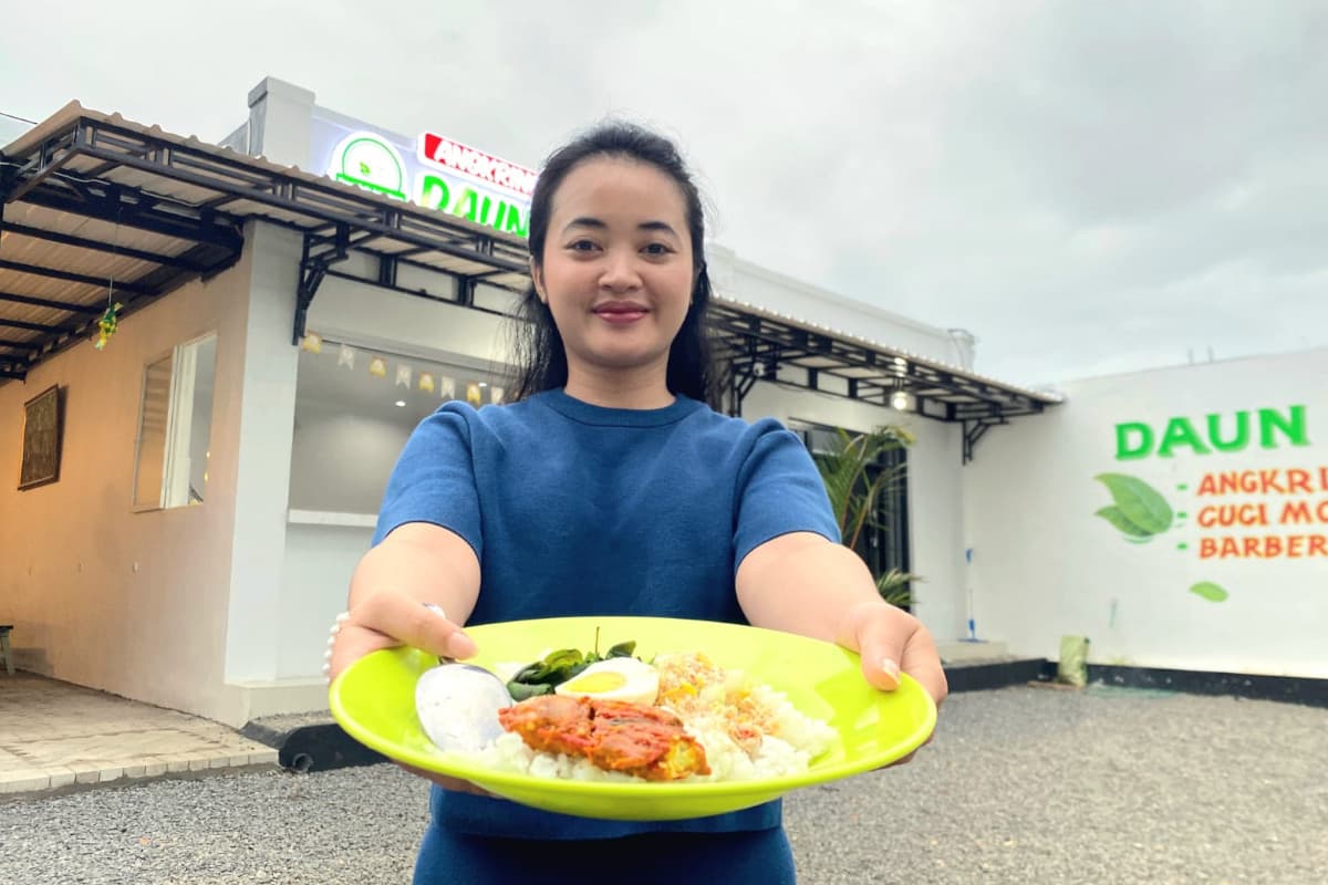 Angkringan Daun Muda Rogojampi, Kuliner Khas Banyuwangi dengan Konsep One Stop Shopping