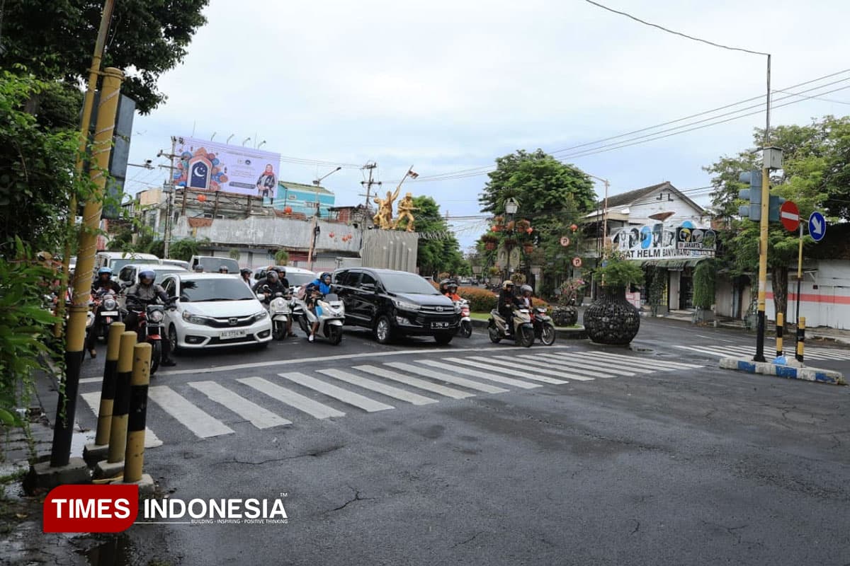 Awas! Rayuan Pinjol Ilegal Masuk ke HP Saat Dompet Menipis di Bulan Ramadan