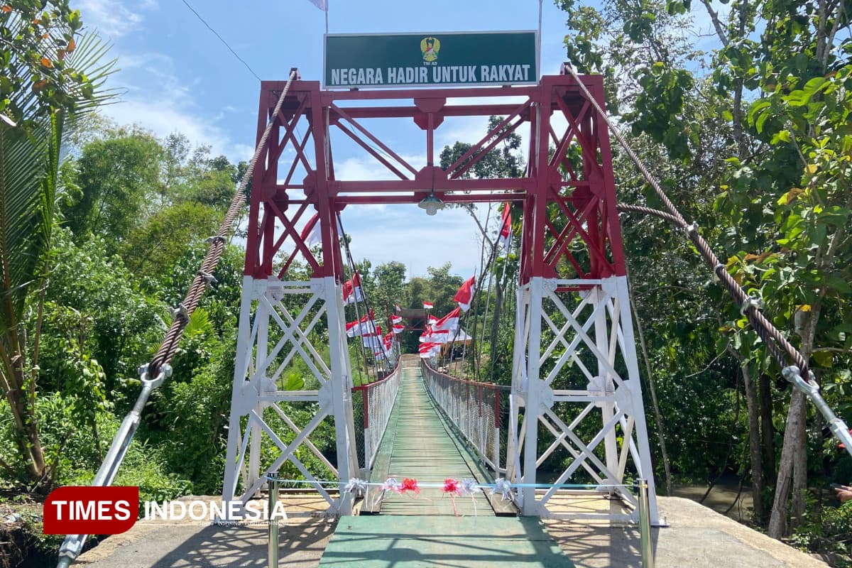 TNI Bangun Jembatan Gantung Perintis Garuda di Banyuwangi, Permudah Akses Warga Siliragung–Bangorejo