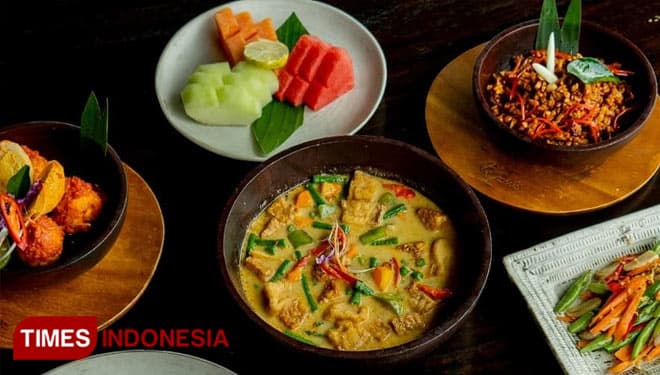 Experience Iftar By The Beach with Ketapang Indah Hotel