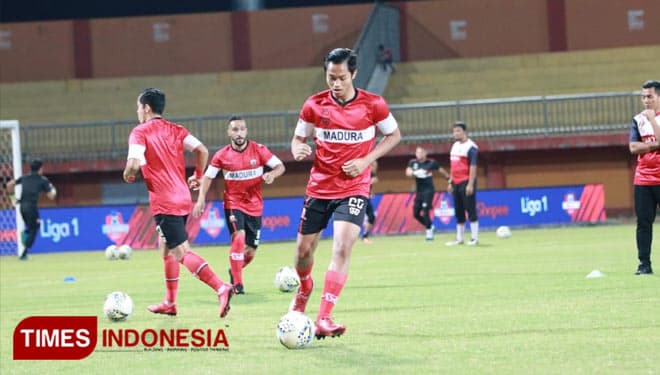 Persewangi Boyong Sayap Haus Gol Drey Buyung Panyalay